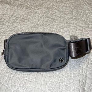 Lululemon fanny pack